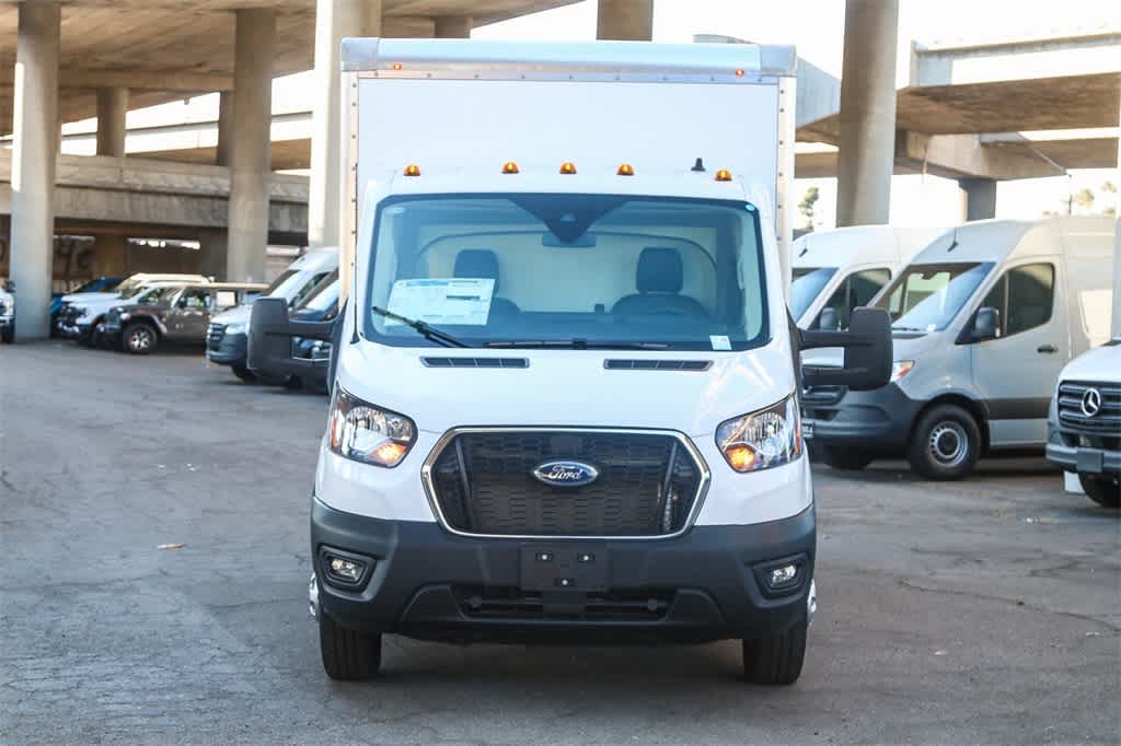 2024 Ford Transit photo 2