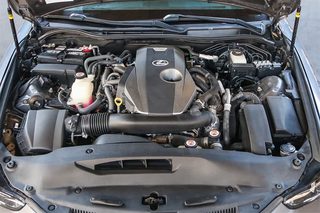 Thumbnail: 2018 Lexus IS - 28