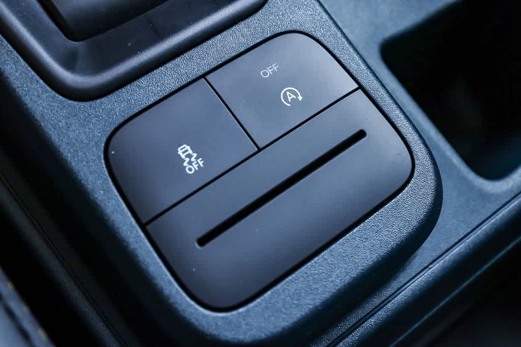 Thumbnail: 2026 Ford Maverick - 21