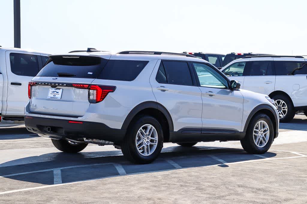 Thumbnail: 2026 Ford Explorer - 4