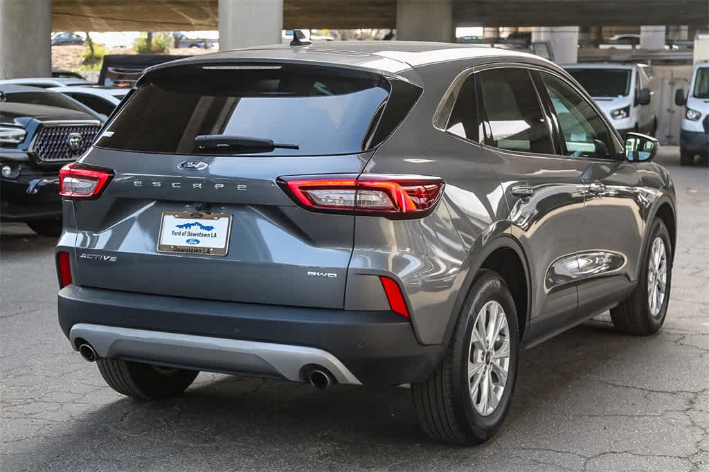 Thumbnail: 2023 Ford Escape - 6