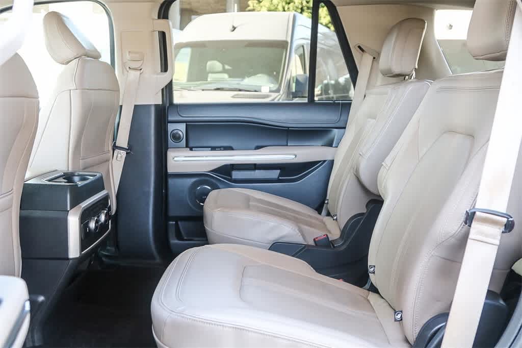 2022 Ford Expedition Limited 18