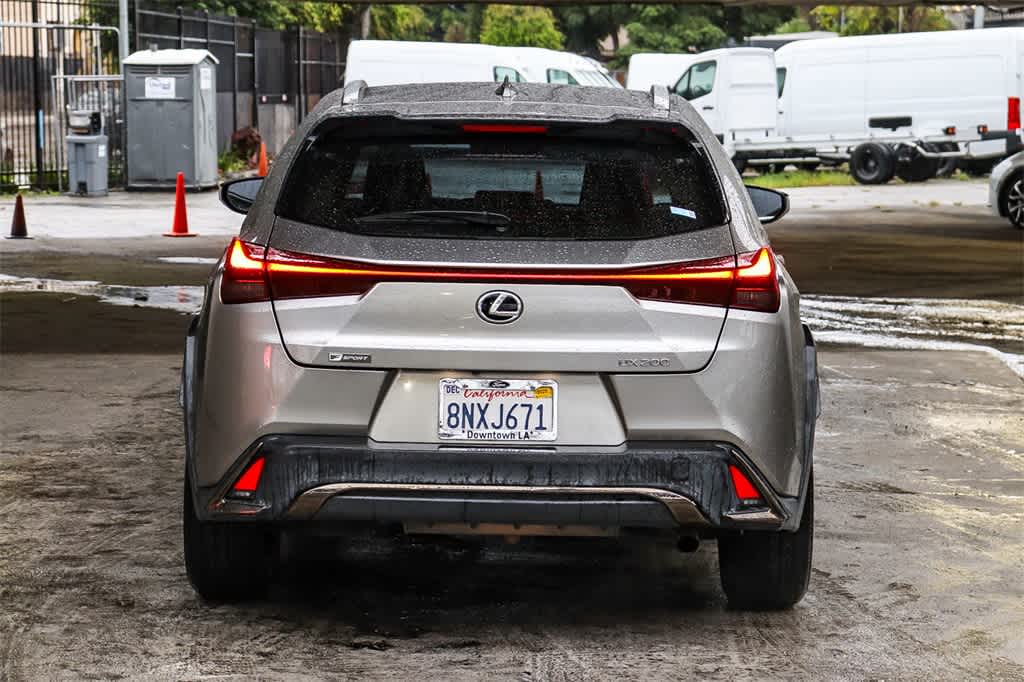 Thumbnail: 2019 Lexus UX - 5
