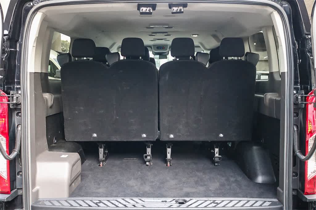 Thumbnail: 2023 Ford Econoline - 25