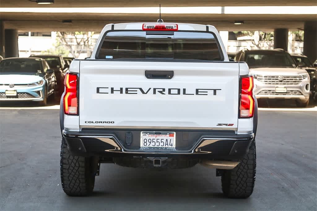 Thumbnail: 2024 Chevrolet Colorado - 8