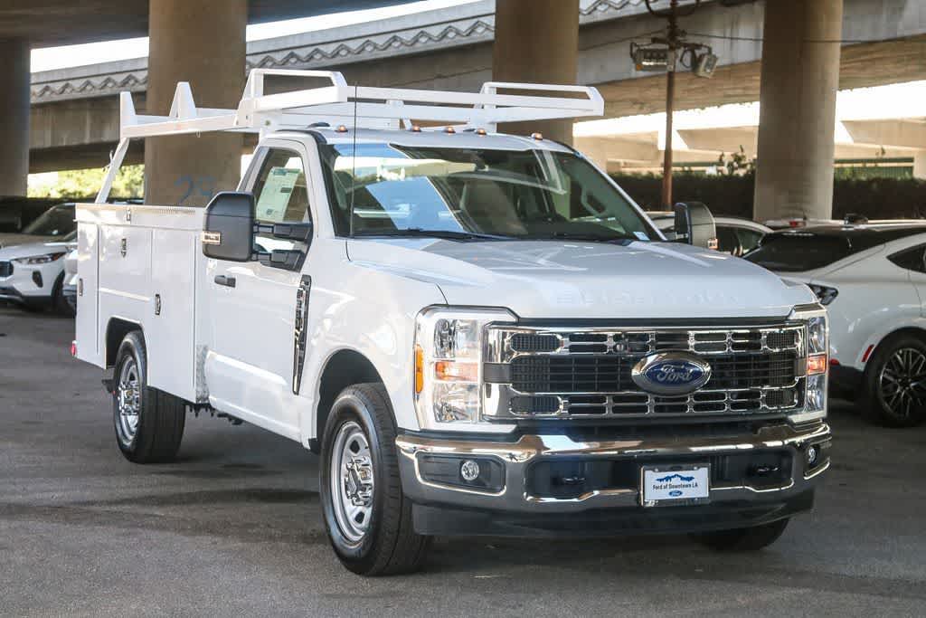 Thumbnail: 2026 Ford F-350 - 3