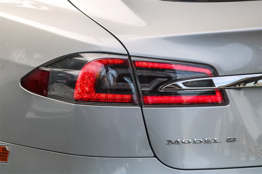Thumbnail: 2018 Tesla Model S - 9