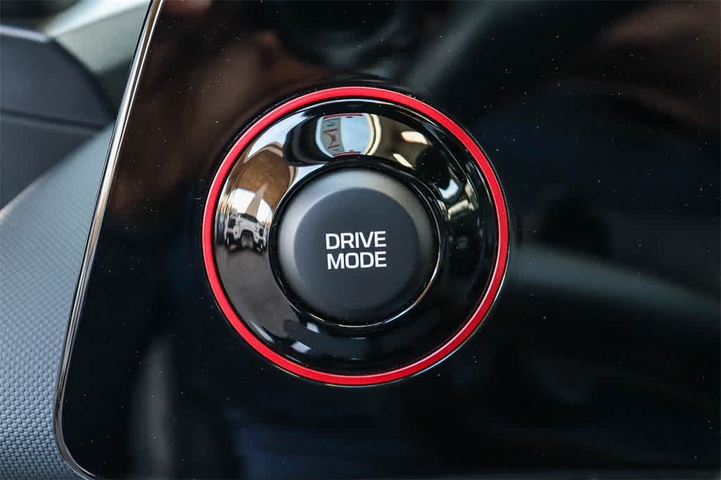 Thumbnail: 2023 Hyundai Elantra - 24