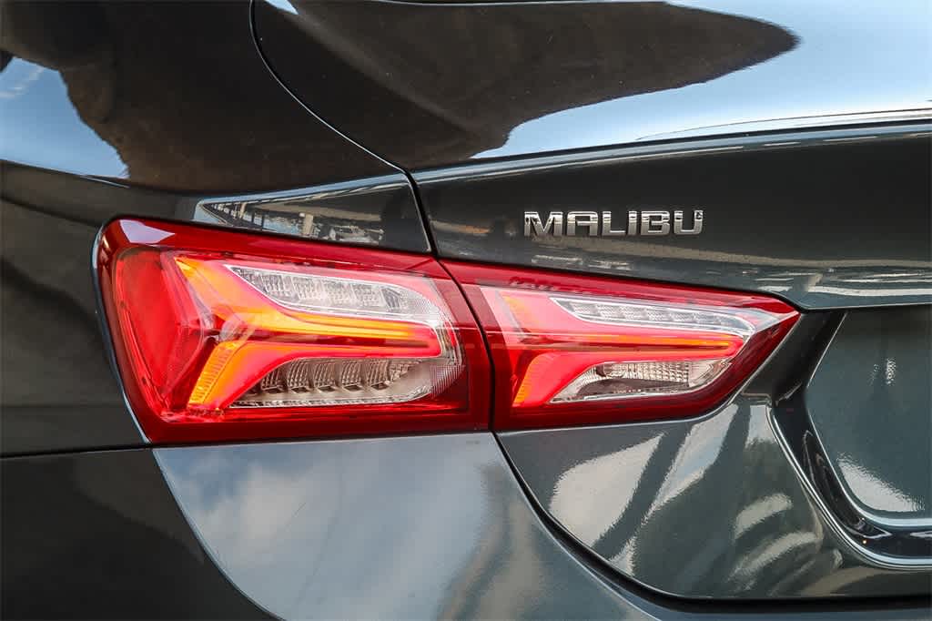 Thumbnail: 2020 Chevrolet Malibu - 9