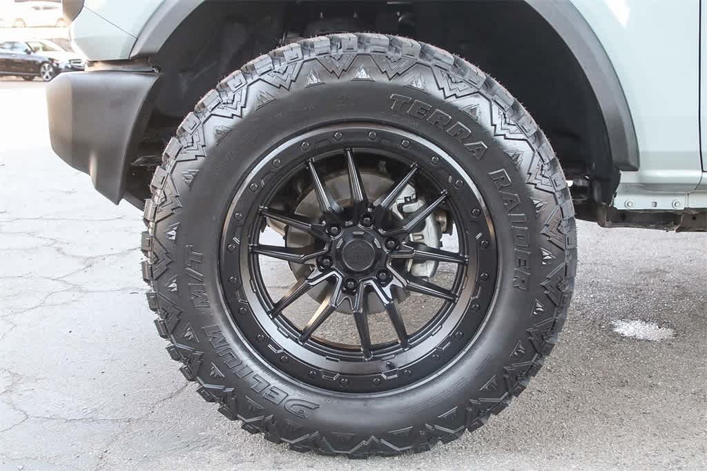 Thumbnail: 2022 Ford Bronco - 11