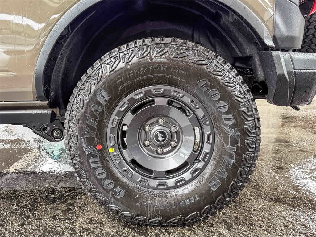 Thumbnail: 2025 Ford Bronco - 10