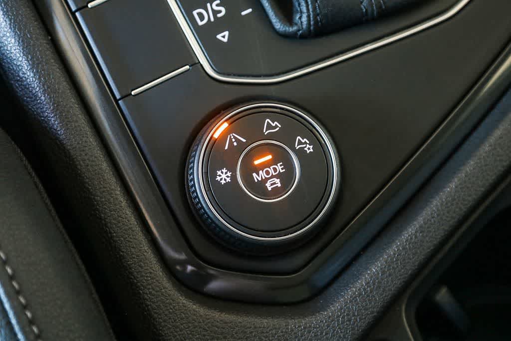 Thumbnail: 2019 Volkswagen Tiguan - 21