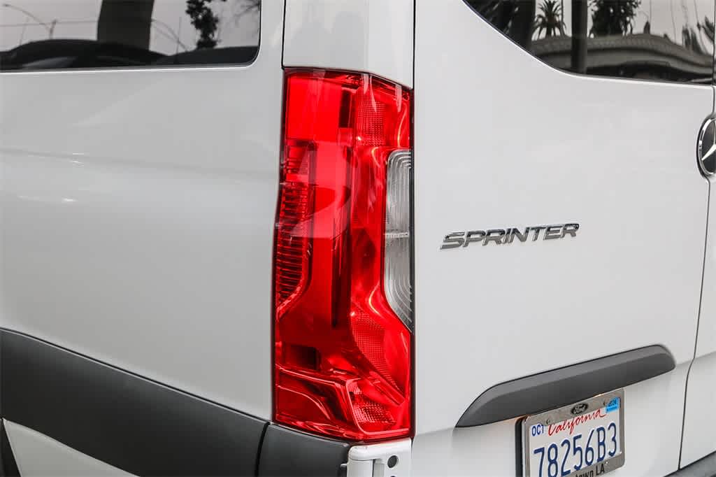 Thumbnail: 2020 Mercedes-Benz Sprinter - 7
