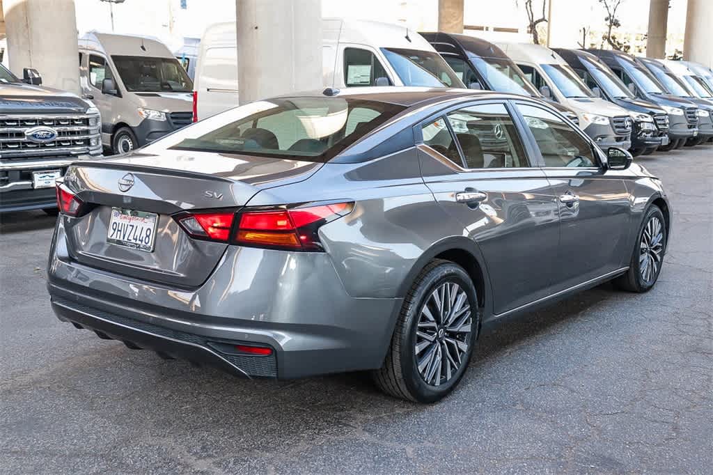 Thumbnail: 2024 Nissan Altima - 6