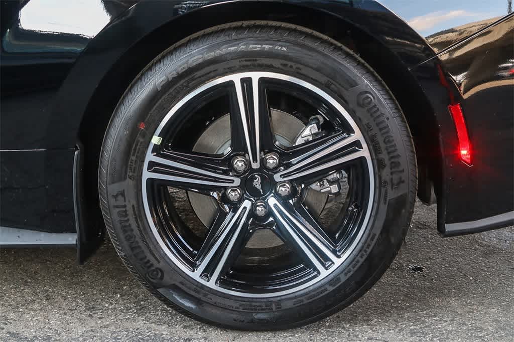 Thumbnail: 2025 Ford Mustang - 10