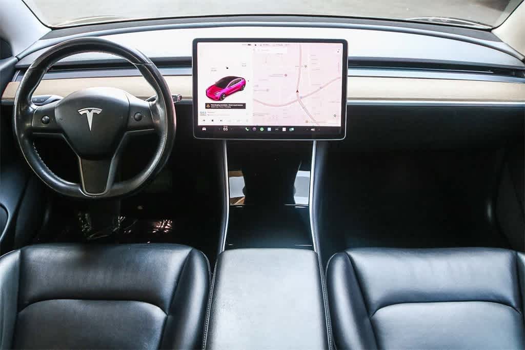 Thumbnail: 2018 Tesla Model 3 - 12