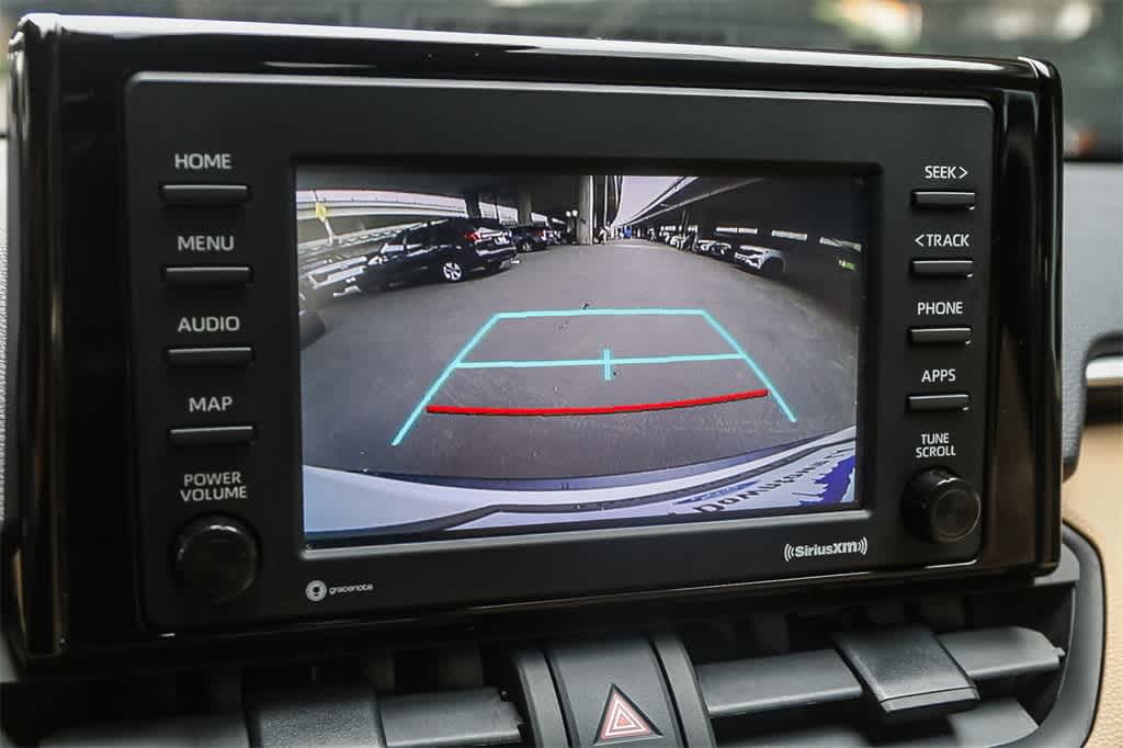 2021 Toyota RAV4 LE 23