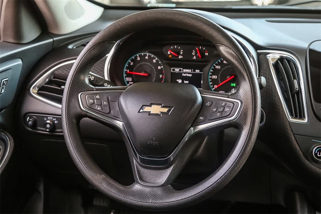 Thumbnail: 2020 Chevrolet Malibu - 15