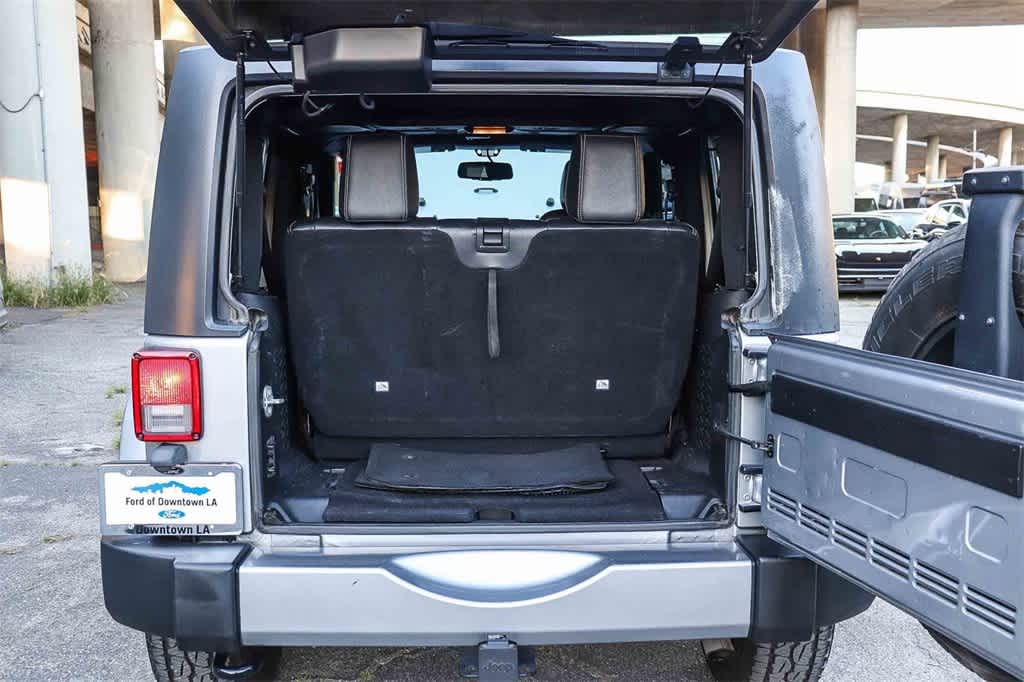 Thumbnail: 2016 Jeep Wrangler - 26