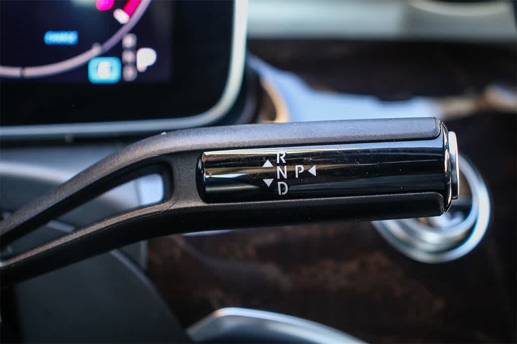 Thumbnail: 2023 Mercedes-Benz C-Class - 17