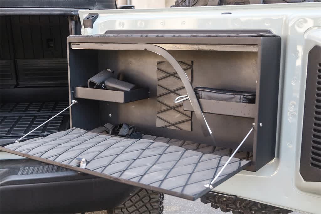 Thumbnail: 2022 Ford Bronco - 31