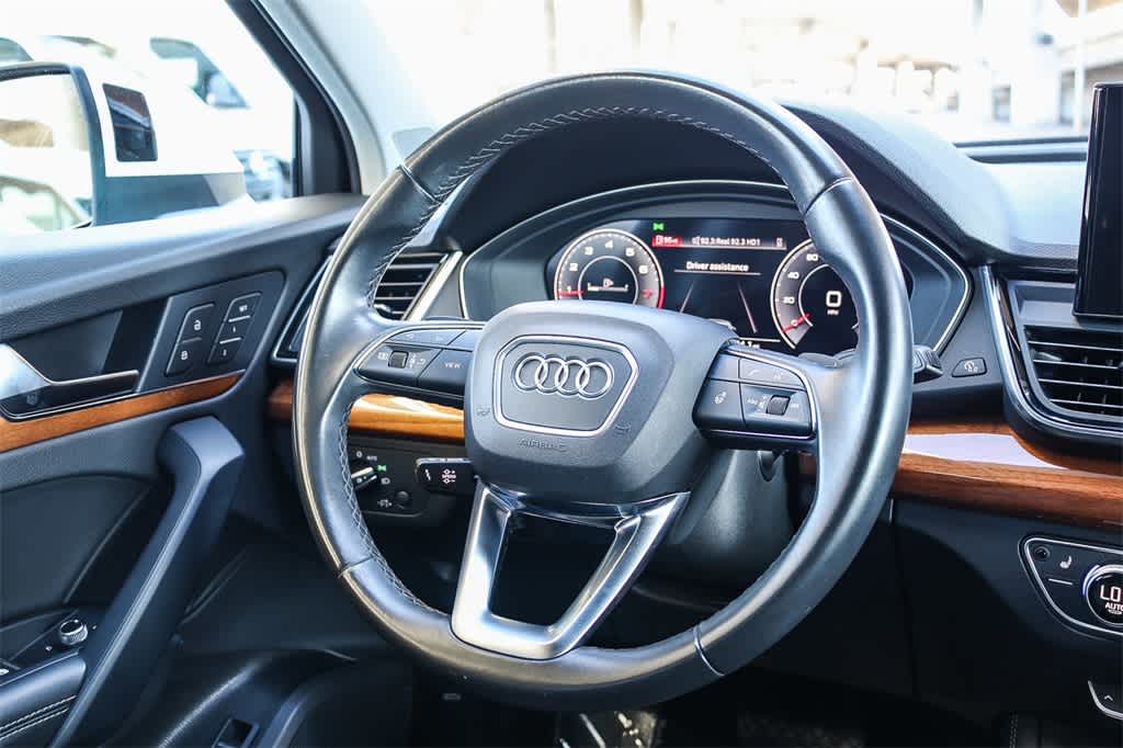 Thumbnail: 2023 Audi Q5 - 17