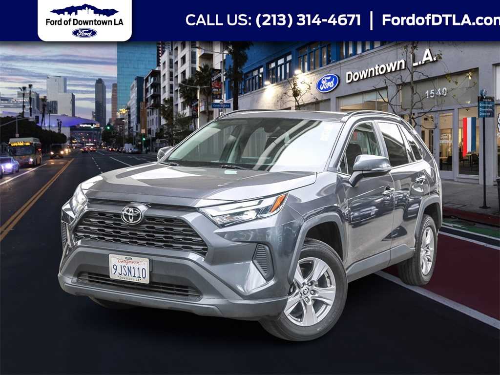 2022 Toyota RAV4 XLE Hero Image