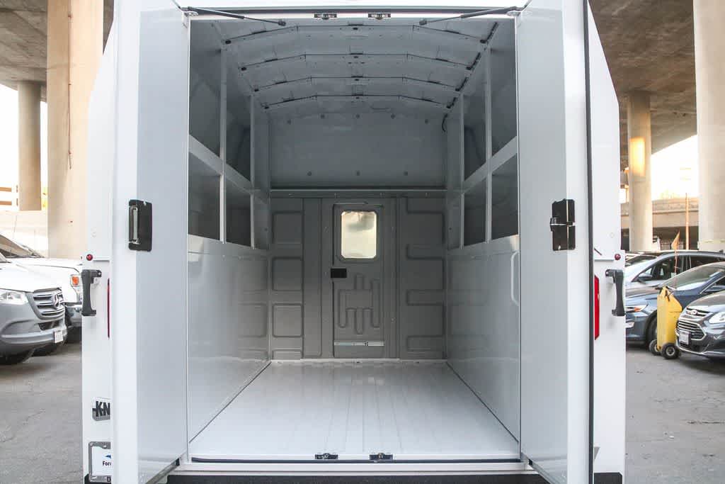 Thumbnail: 2026 Ford Econoline - 28