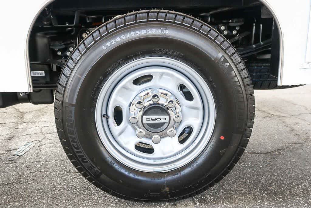 Thumbnail: 2026 Ford F-250 - 18