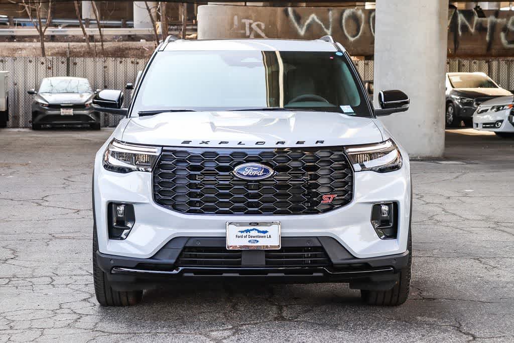 Thumbnail: 2026 Ford Explorer - 3