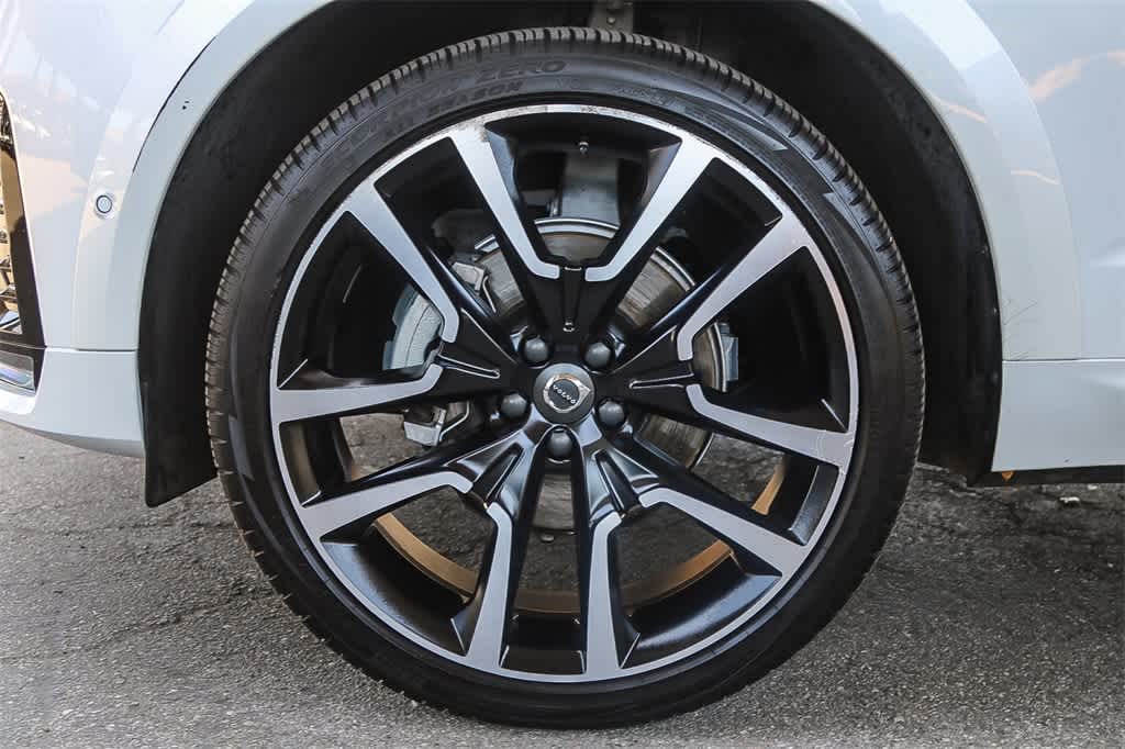 Thumbnail: 2024 Volvo XC60 - 11