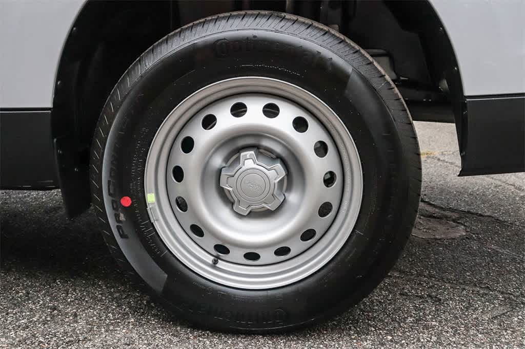 Thumbnail: 2025 Ford Maverick - 10