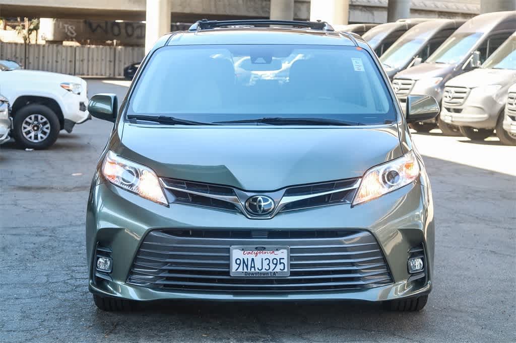 Thumbnail: 2020 Toyota Sienna - 2