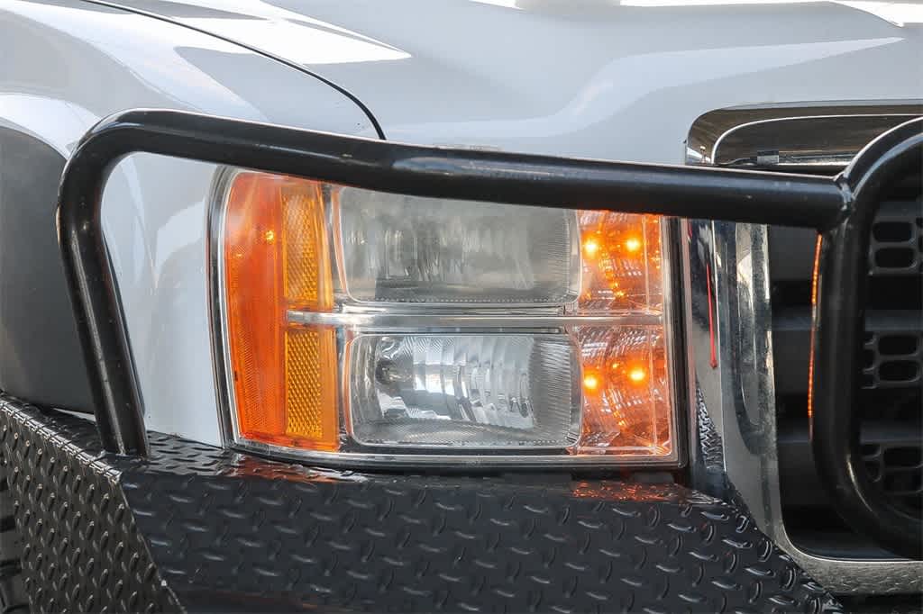 Thumbnail: 2011 GMC Sierra 3500 - 4