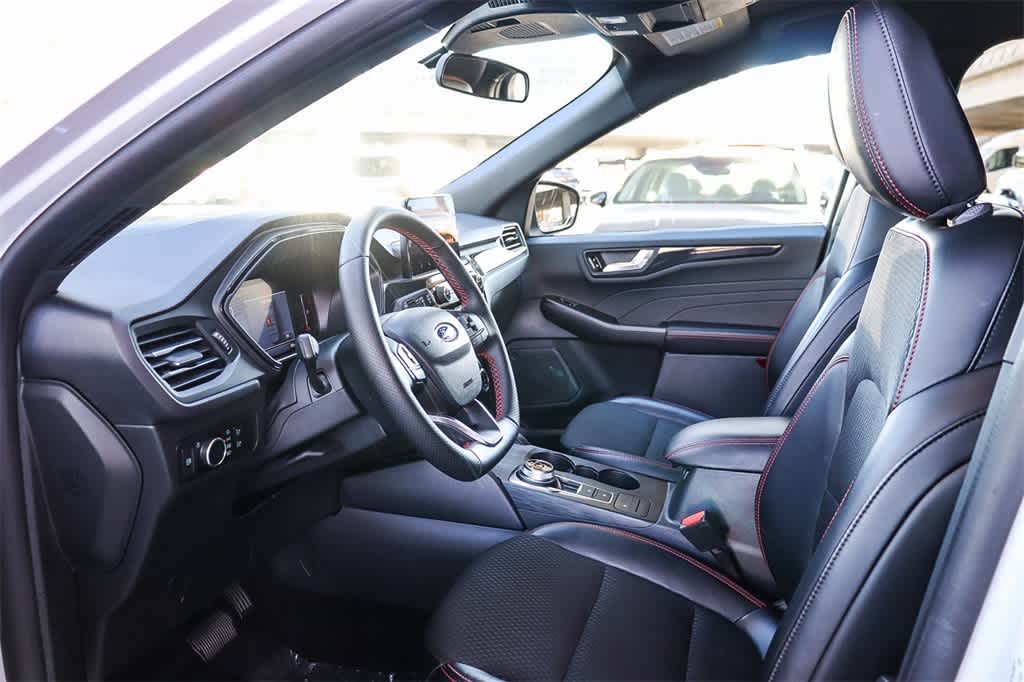 Thumbnail: 2025 Ford Escape - 18