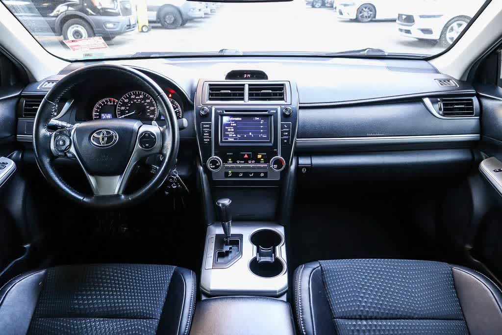 Thumbnail: 2013 Toyota Camry - 12