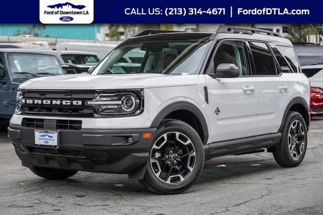2024 Ford Bronco Sport Outer Banks -
                Los Angeles, CA