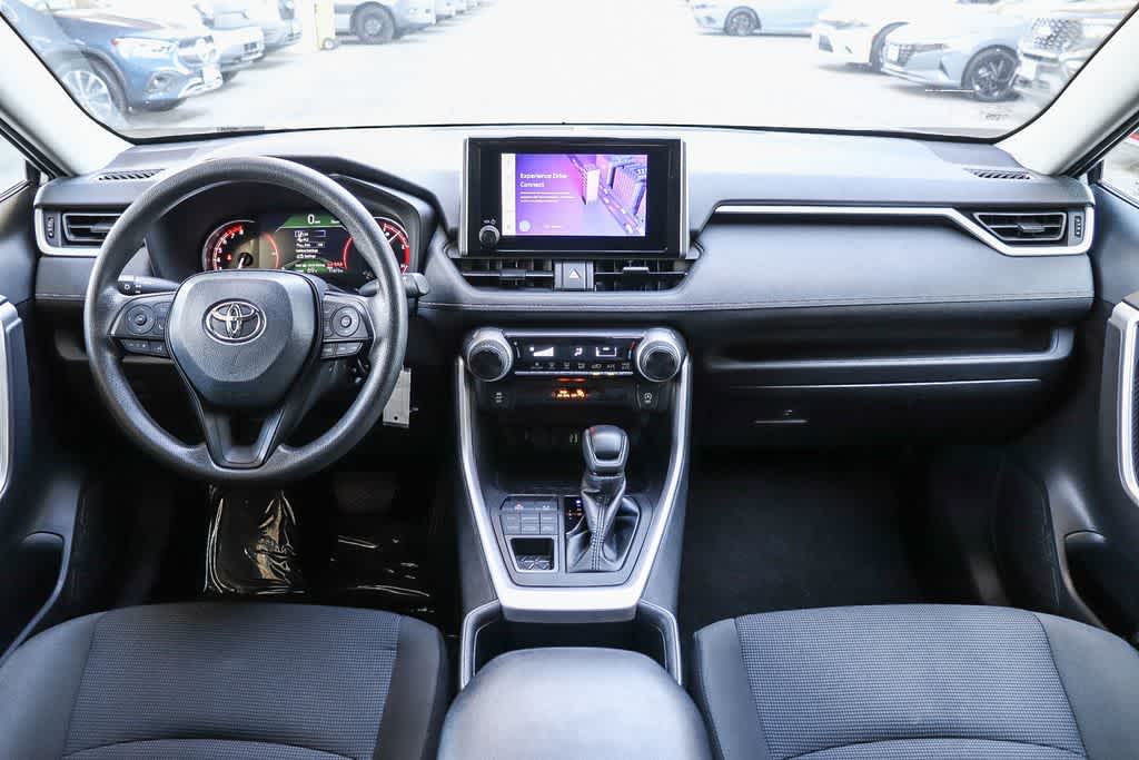 Thumbnail: 2024 Toyota RAV4 - 11