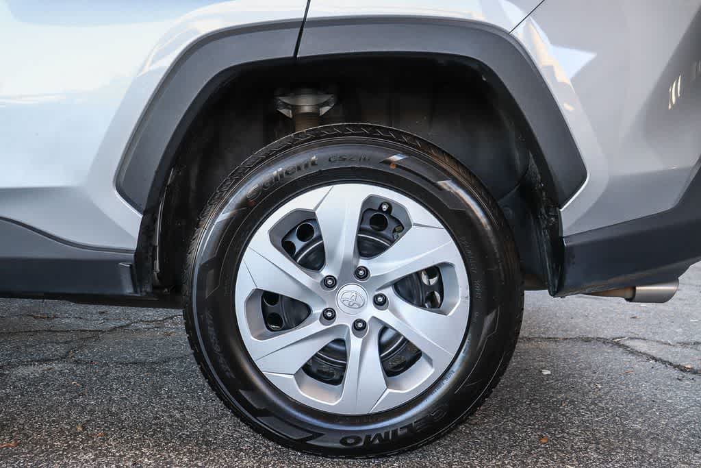 Thumbnail: 2024 Toyota RAV4 - 9