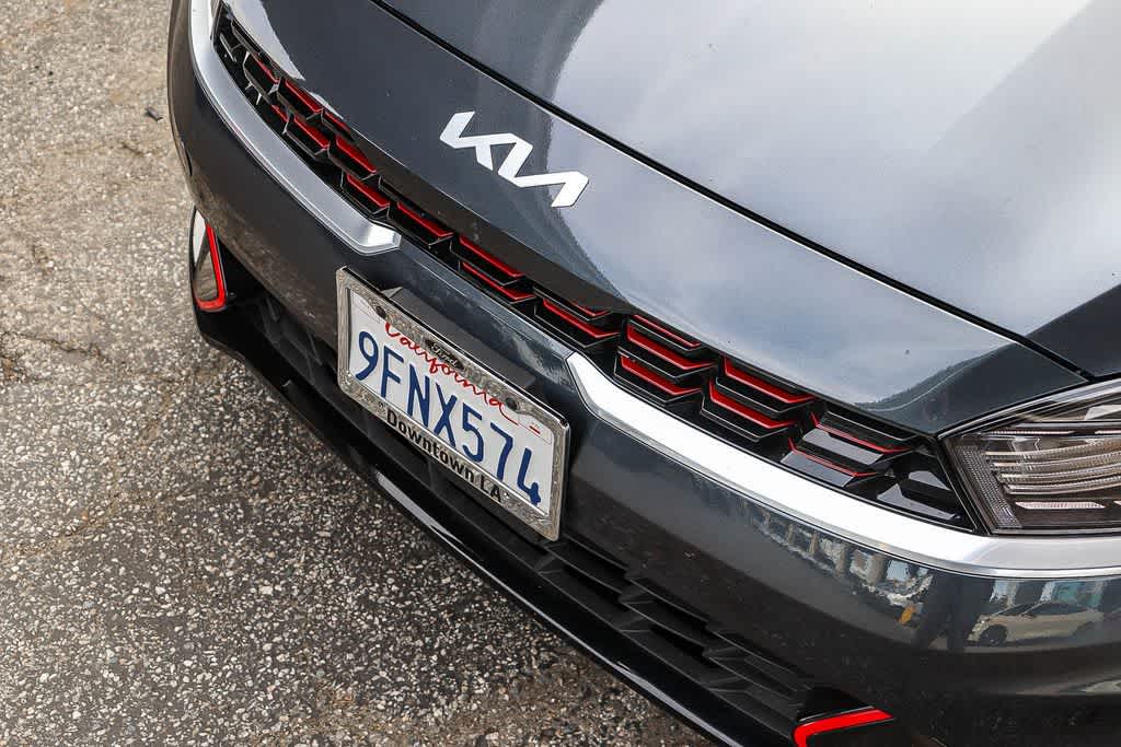 Thumbnail: 2023 Kia Forte - 8