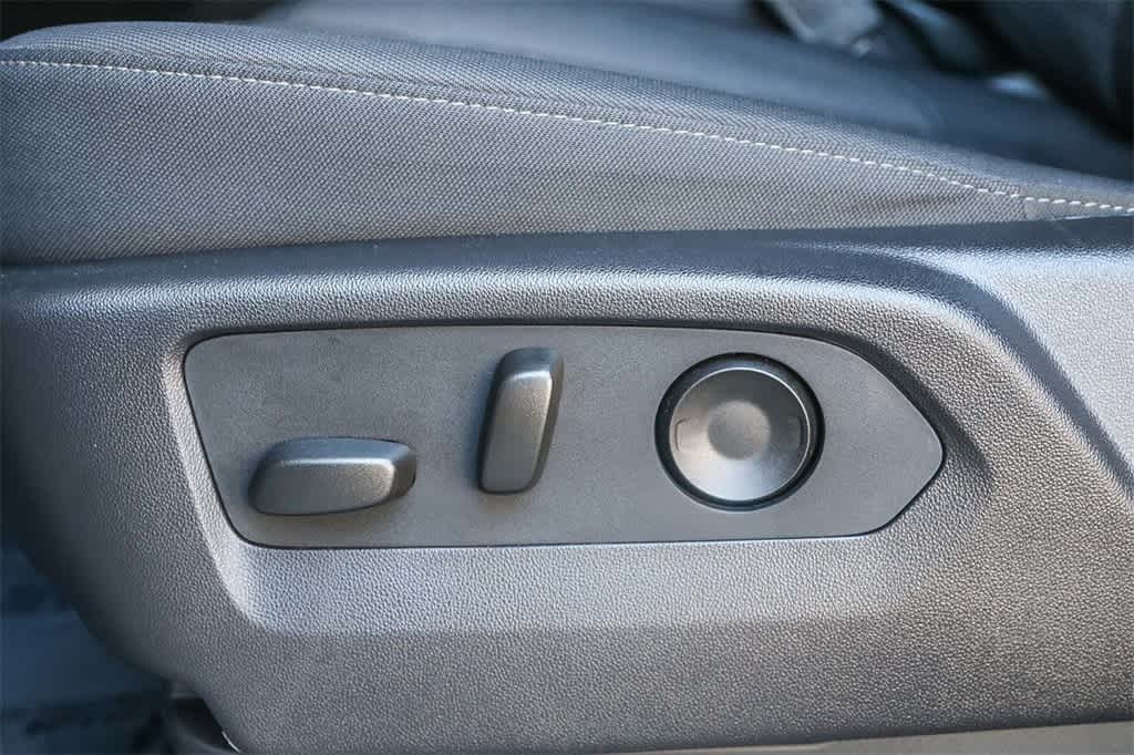 Thumbnail: 2025 Chevrolet Silverado 1500 - 21