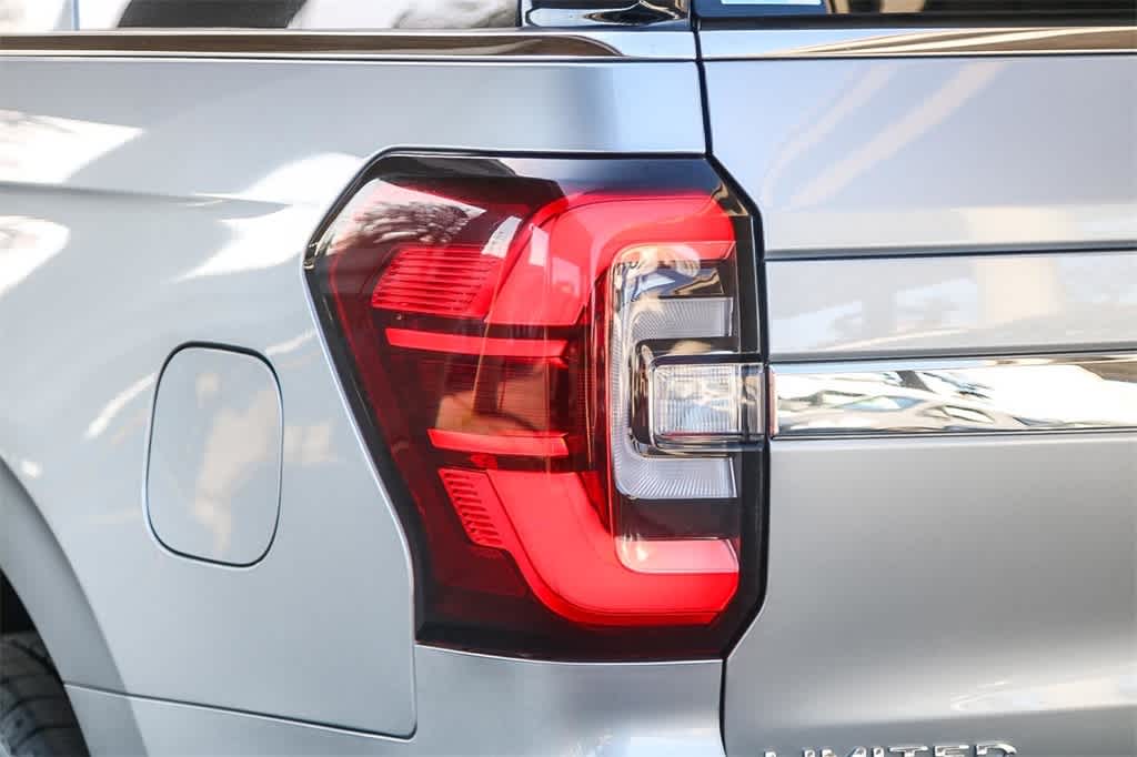 2022 Ford Expedition Limited 9