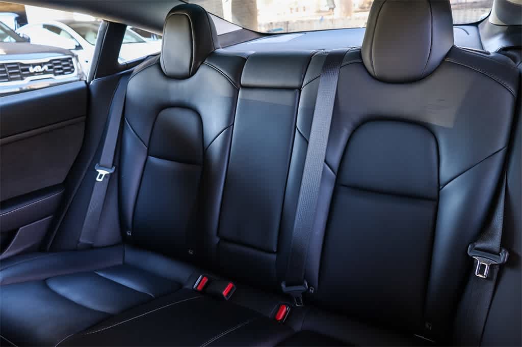 Thumbnail: 2021 Tesla Model 3 - 17