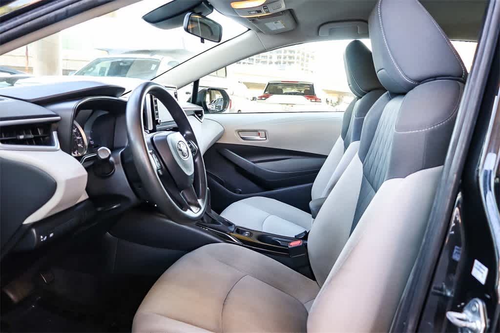 Thumbnail: 2021 Toyota Corolla - 16