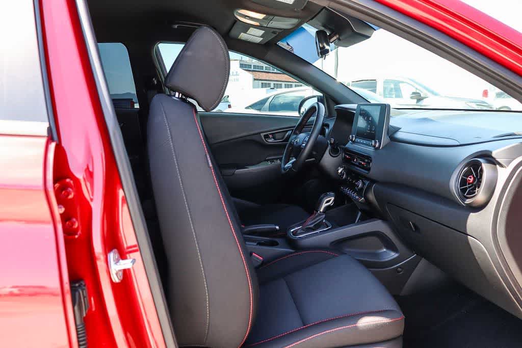 Thumbnail: 2022 Hyundai Kona - 17