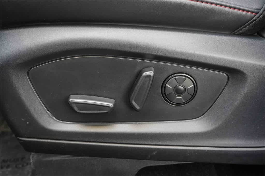 Thumbnail: 2026 Ford Explorer - 21