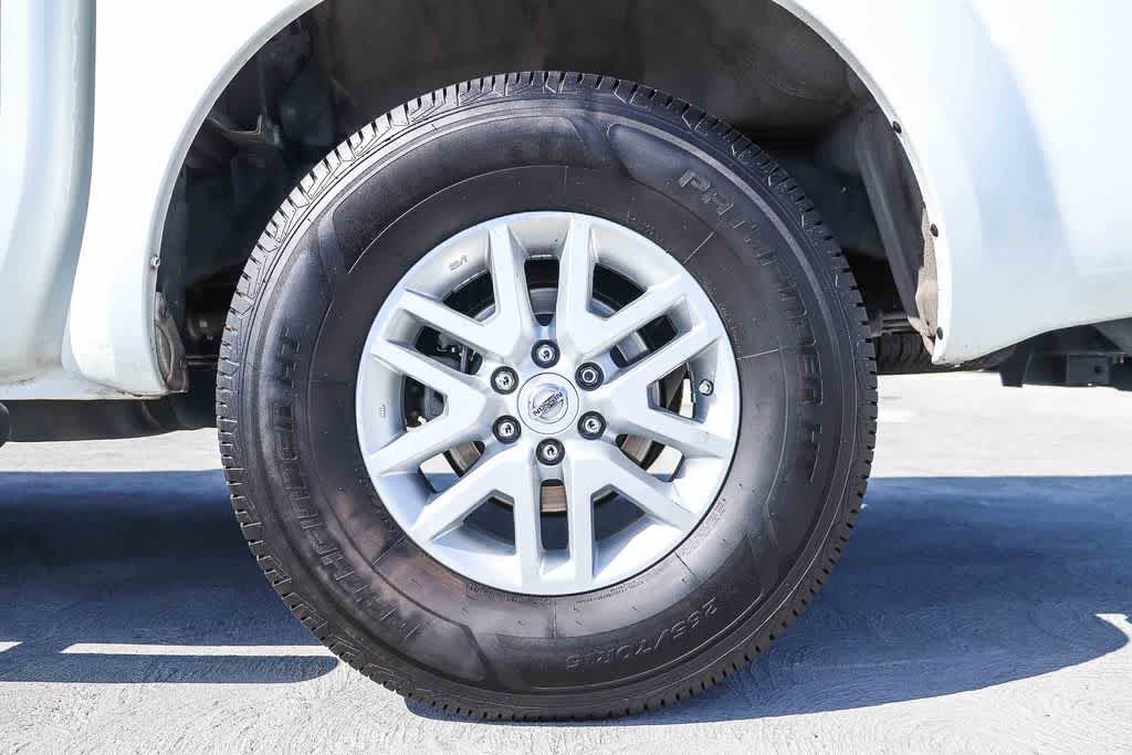Thumbnail: 2015 Nissan Frontier - 9