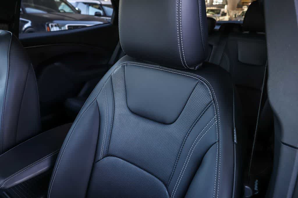 Thumbnail: 2025 Ford Mustang Mach-E - 25