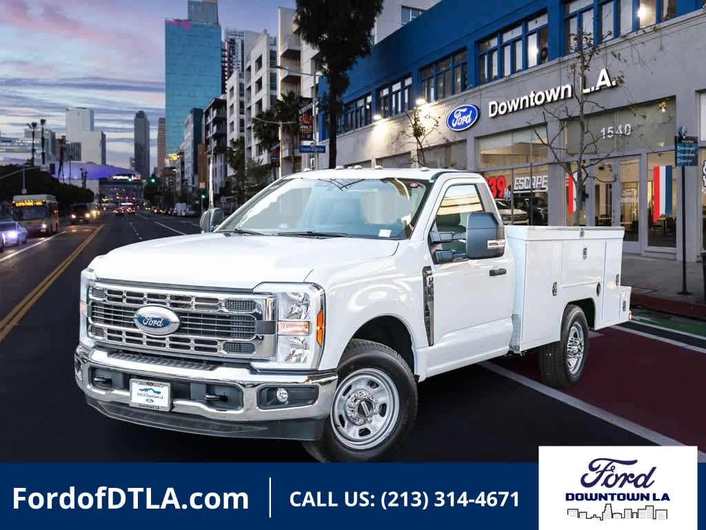 2026 Ford F-350 Chassis Truck Regular Cab 
