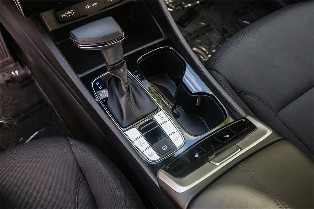 Thumbnail: 2022 Hyundai Tucson - 15